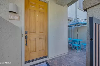 Photo #3: 7040129 Listing