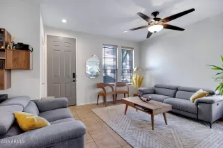 Photo #5: 7040129 Listing
