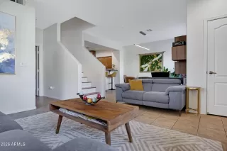 Photo #6: 7040129 Listing