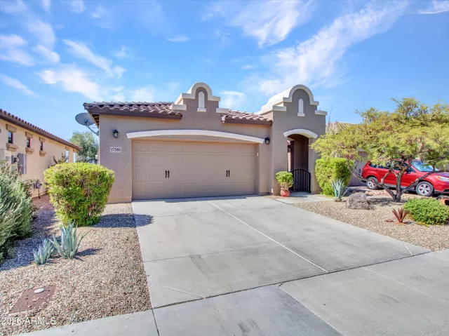 MLS: 7040135 Condo For Sale