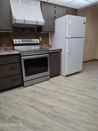Photo #5: 7040372 Listing