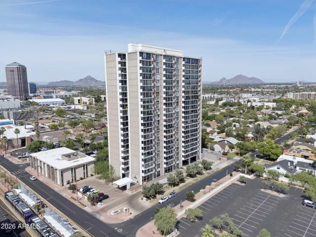 MLS: 7040485 Condo For Sale