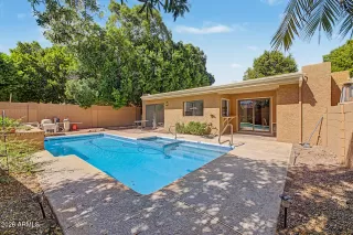 Photo #1: 7040539 Listing