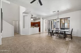 Photo #4: 7040660 Listing
