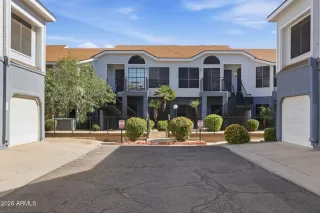 Photo #3: 7040858 Listing