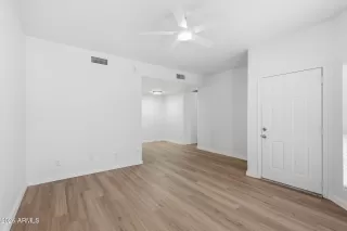 Photo #5: 7040858 Listing