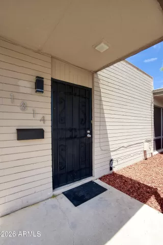 Photo #2: 7041138 Listing