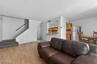 Photo #4: 7041140 Listing 