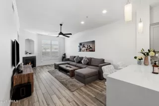 Photo #6: 7041159 Listing