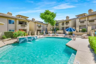 Photo #2: 7041200 Listing
