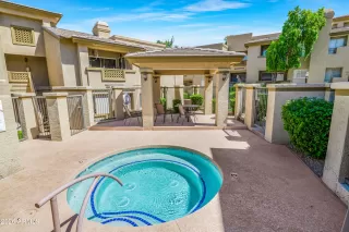 Photo #3: 7041200 Listing