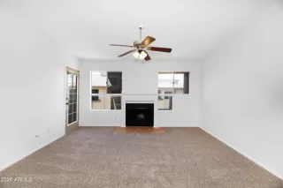 Photo #5: 7041200 Listing