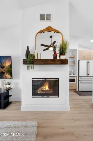 Photo #6: 7041287 Listing