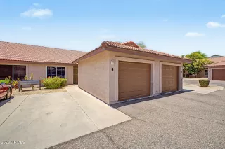 Photo #2: 7041388 Listing
