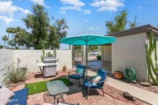 Photo #4: 7041419 Listing