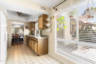 Photo #6: 7041419 Listing