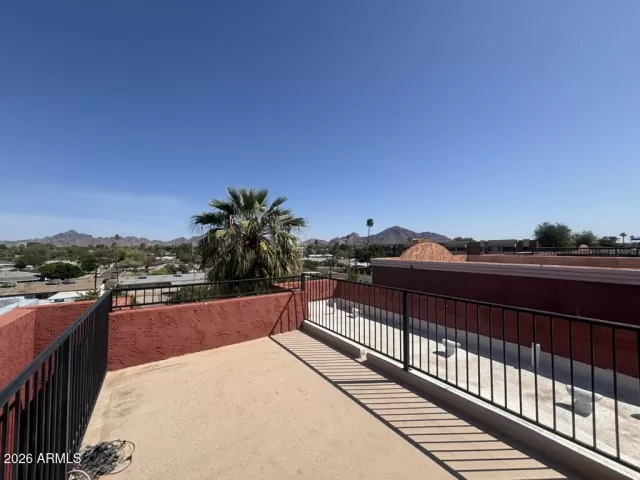 MLS: 7041589 Condo For Sale