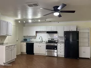 Photo #1: 7041695 Listing