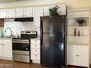 Photo #2: 7041695 Listing