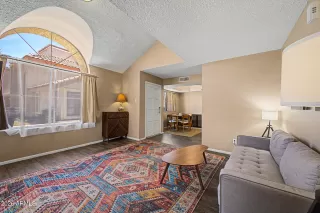 Photo #6: 7041701 Listing