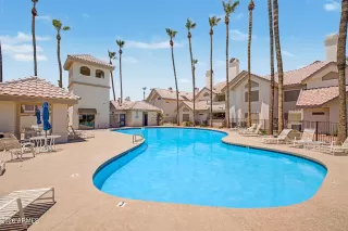 Photo #4: 7041882 Listing