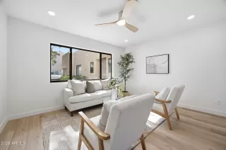 Photo #4: 7041946 Listing