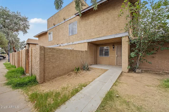 MLS: 7042033 Condo For Sale