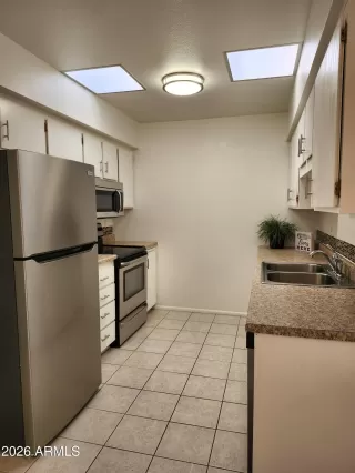 Photo #3: 7042111 Listing