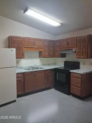 Photo #3: 7042314 Listing