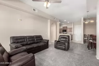 Photo #5: 7042327 Listing