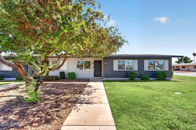 MLS: 7042412 Condo For Sale