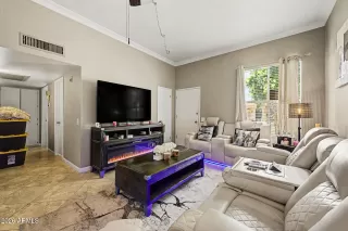 Photo #6: 7042439 Listing