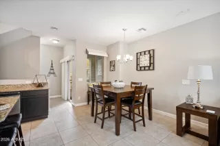 Photo #4: 7042454 Listing