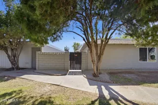 More Details about MLS # 7042562 : 8855 N NEW WORLD DRIVE