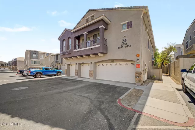 MLS: 7042986 Condo For Sale