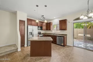 Photo #6: 7042986 Listing