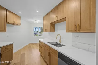 Photo #1: 7042997 Listing