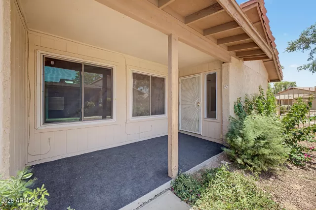 MLS: 7043032 Condo For Sale
