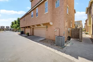 Photo #5: 7043072 Listing