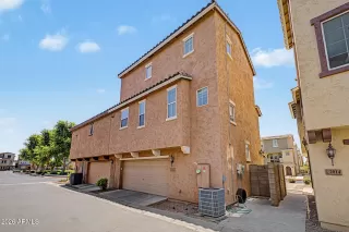 Photo #6: 7043072 Listing