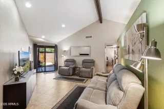 Photo #4: 7043170 Listing