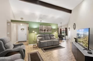 Photo #5: 7043170 Listing