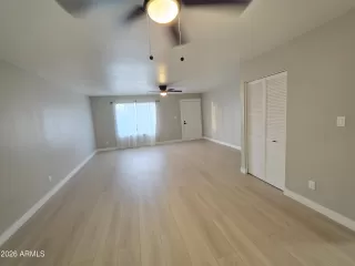 More Details about MLS # 7043224 : 4725 W NORTHERN AVENUE