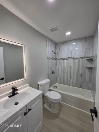 Photo #3: 7043224 Listing