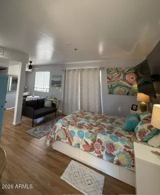 Photo #4: 7043340 Listing