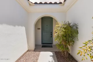 Photo #4: 7043367 Listing