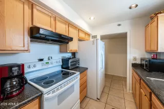 Photo #3: 7043380 Listing