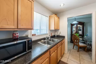 Photo #6: 7043380 Listing