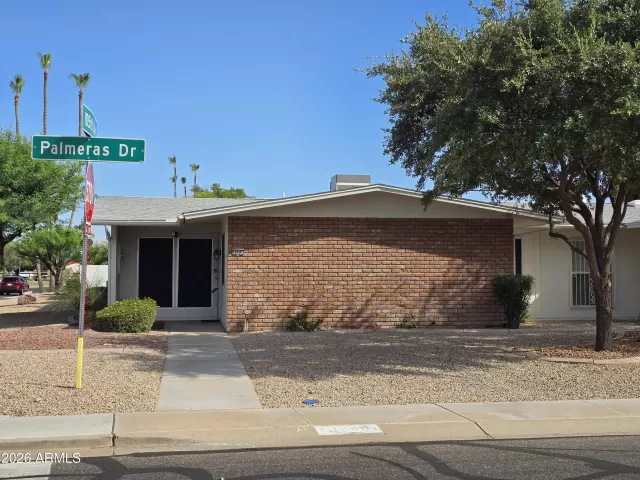MLS: 7043387 Condo For Sale