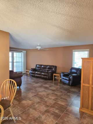 Photo #1: 7043387 Listing